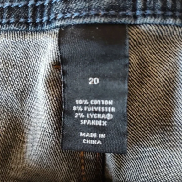 Lane Bryant Denim Capris Genuine Fit Plus Size 20 - Picture 3 of 3